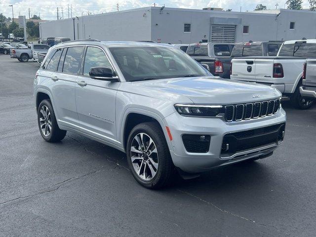 new 2024 Jeep Grand Cherokee car, priced at $57,393