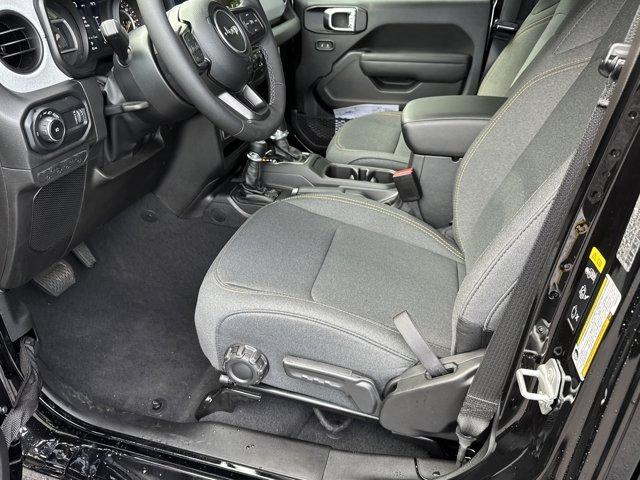 new 2025 Jeep Wrangler car, priced at $46,948