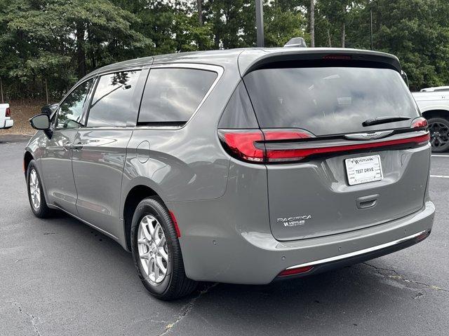 new 2025 Chrysler Pacifica car, priced at $38,735