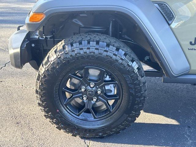 new 2025 Jeep Wrangler car, priced at $40,763