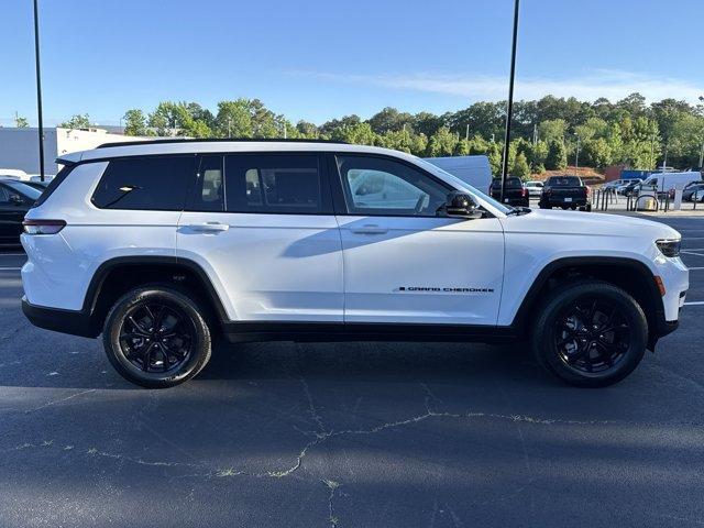 new 2025 Jeep Grand Cherokee L car, priced at $41,101