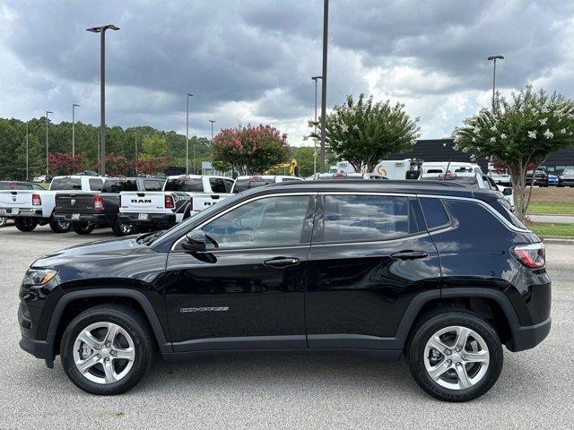 new 2024 Jeep Compass car, priced at $25,000