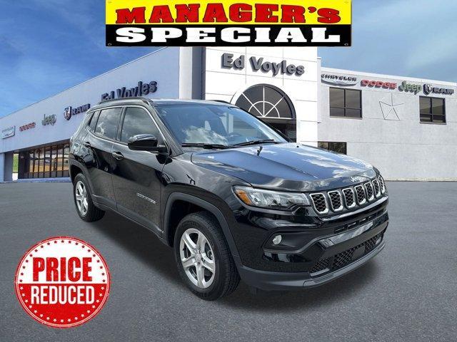 new 2024 Jeep Compass car, priced at $25,000