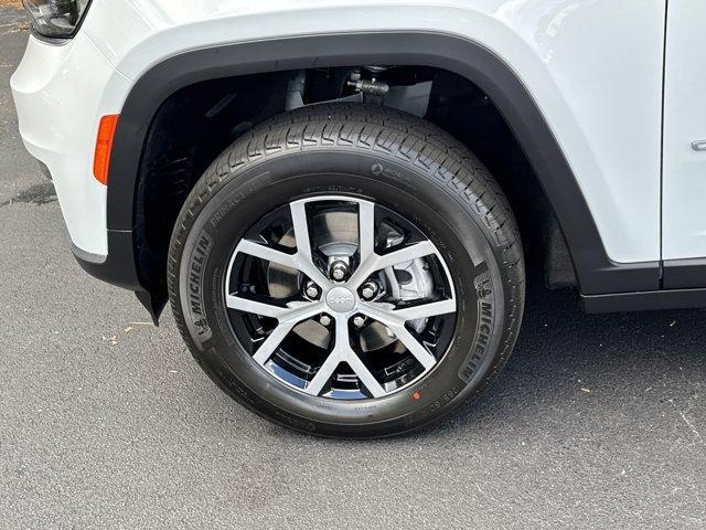 new 2025 Jeep Grand Cherokee L car, priced at $42,837