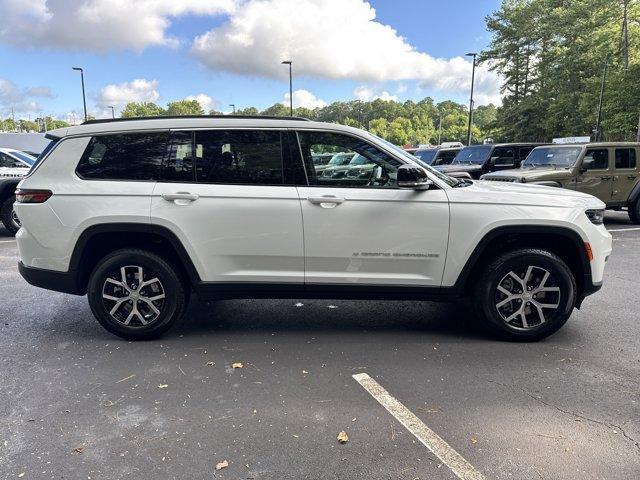 new 2025 Jeep Grand Cherokee L car, priced at $42,837