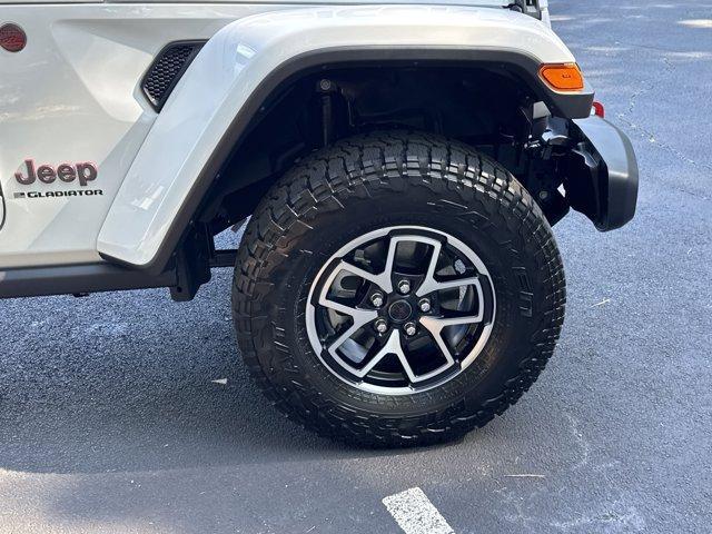 new 2025 Jeep Gladiator car, priced at $47,220