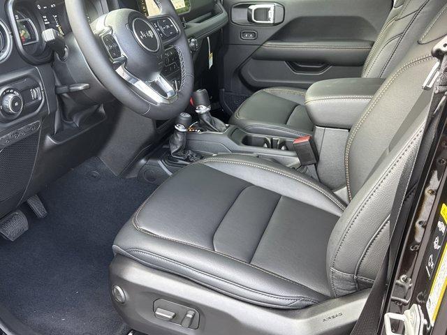 new 2025 Jeep Wrangler car, priced at $49,558