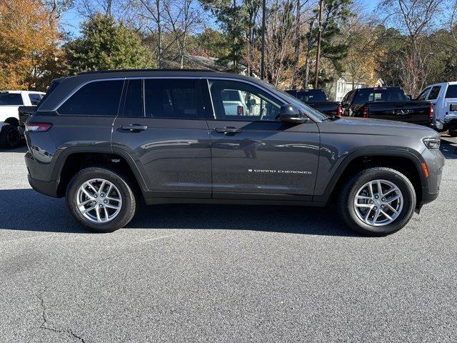 new 2025 Jeep Grand Cherokee car, priced at $36,046