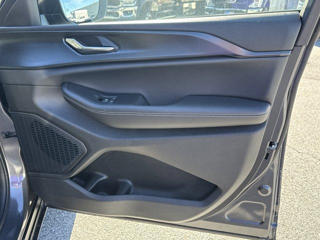 new 2025 Jeep Grand Cherokee car, priced at $36,046