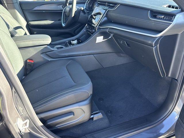 new 2025 Jeep Grand Cherokee car, priced at $36,046