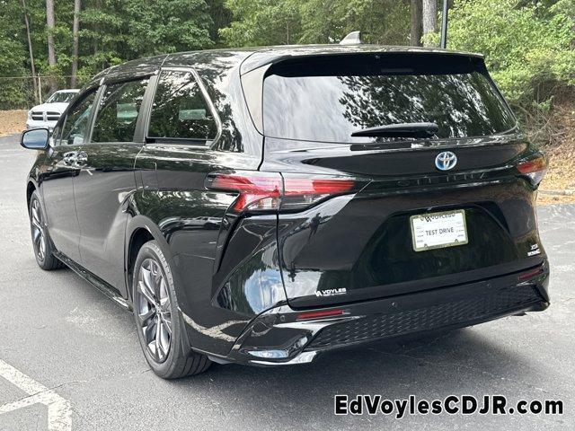 used 2022 Toyota Sienna car, priced at $39,233