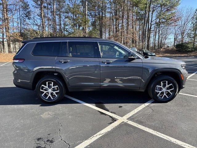 new 2025 Jeep Grand Cherokee L car, priced at $48,222