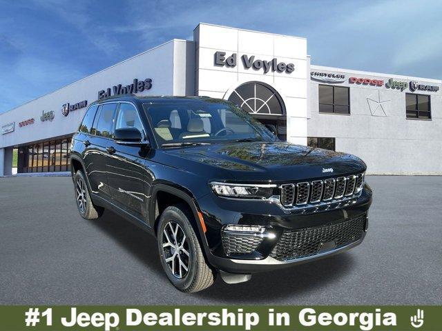 new 2025 Jeep Grand Cherokee car, priced at $45,698