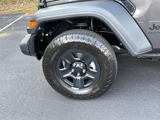 new 2025 Jeep Wrangler car, priced at $36,711