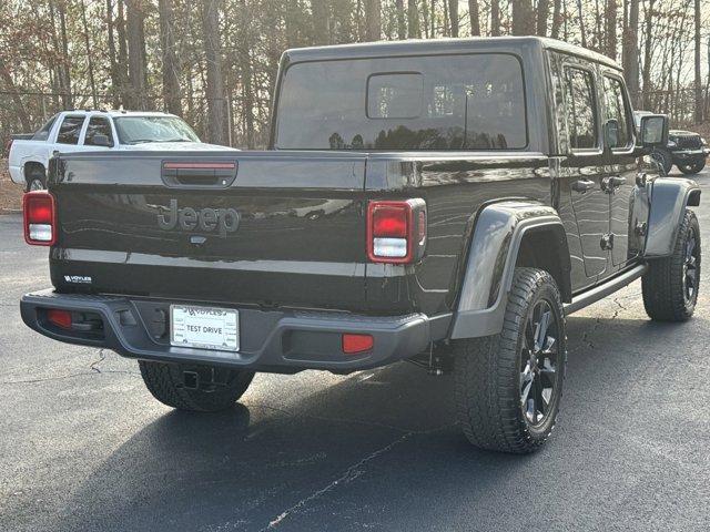 new 2025 Jeep Gladiator car, priced at $41,946