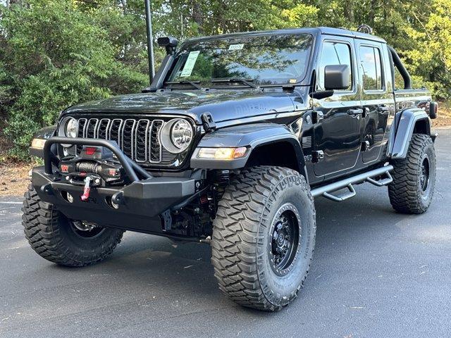 new 2025 Jeep Gladiator car, priced at $62,051