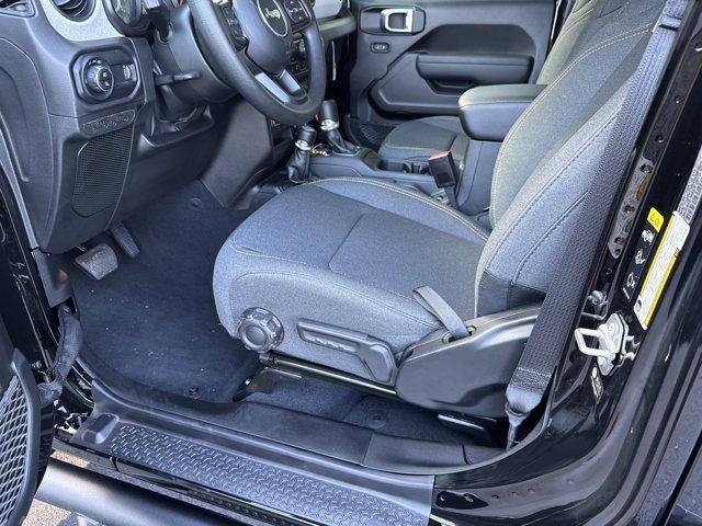 new 2025 Jeep Gladiator car, priced at $62,051