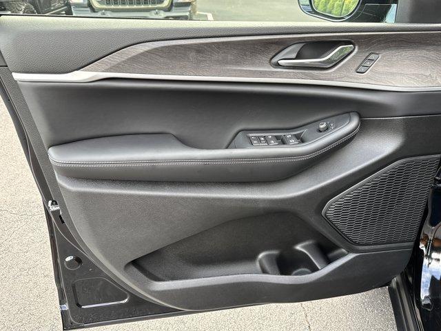 new 2025 Jeep Grand Cherokee L car, priced at $46,798