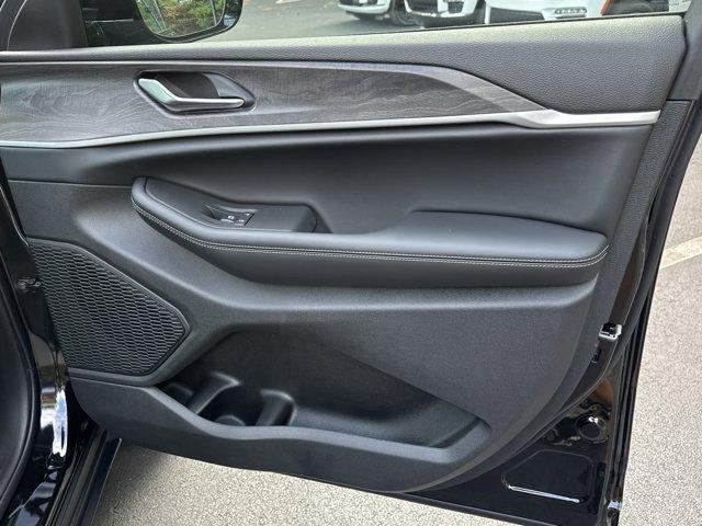 new 2025 Jeep Grand Cherokee L car, priced at $46,798