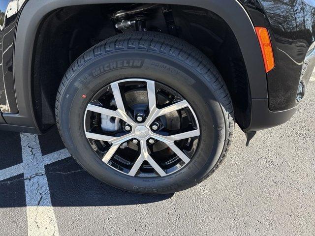 new 2025 Jeep Grand Cherokee car, priced at $45,318