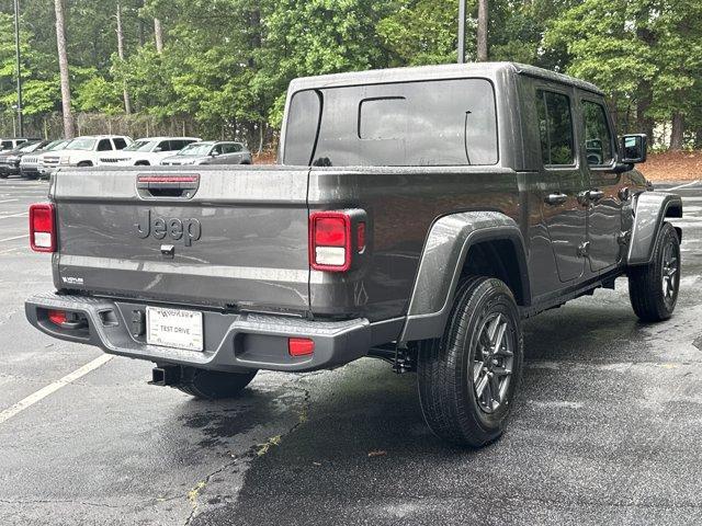 new 2025 Jeep Gladiator car, priced at $44,268
