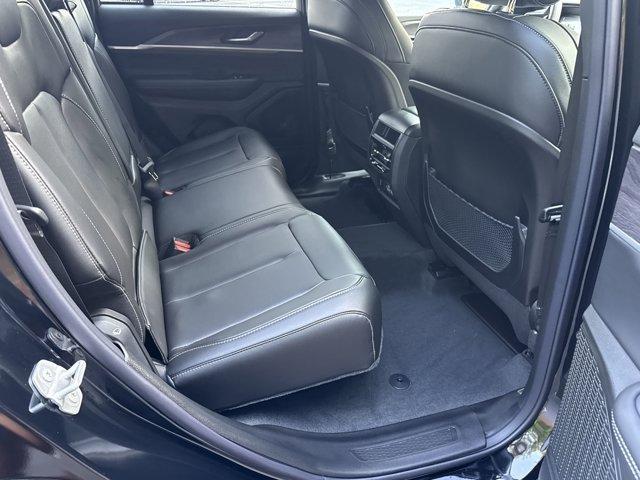 new 2025 Jeep Grand Cherokee car, priced at $37,856