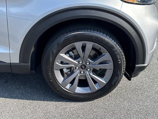 used 2022 Ford Explorer car, priced at $25,686