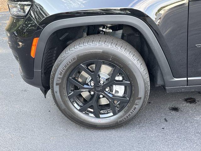 new 2025 Jeep Grand Cherokee L car, priced at $41,386