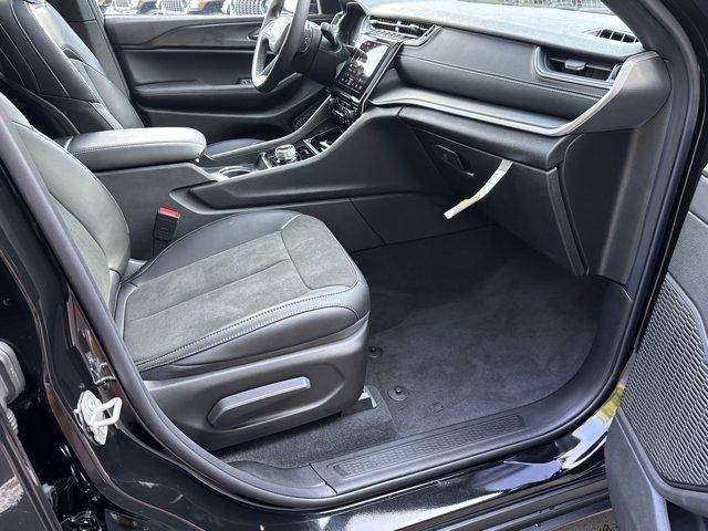 new 2025 Jeep Grand Cherokee L car, priced at $41,386