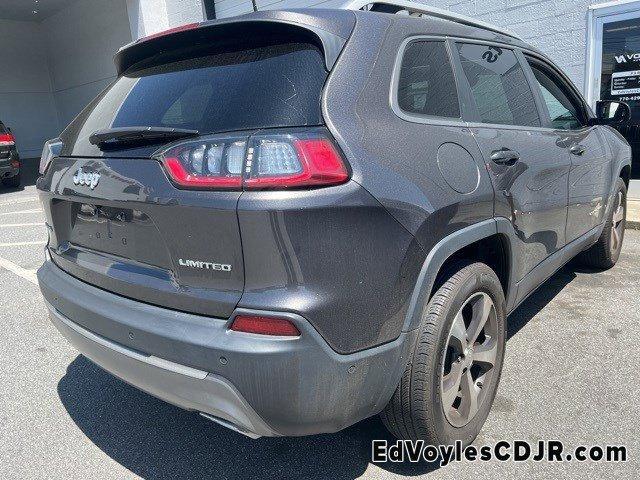 used 2021 Jeep Cherokee car