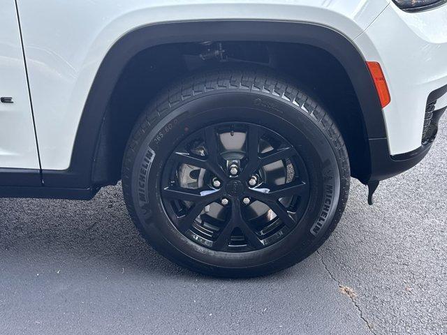 new 2025 Jeep Grand Cherokee L car, priced at $39,786