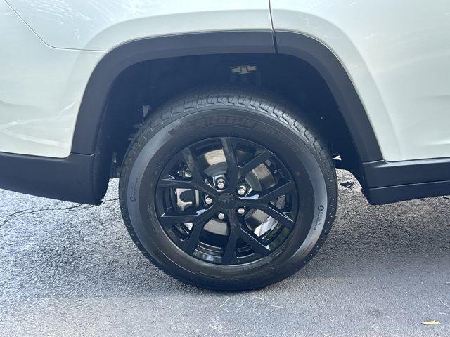 new 2025 Jeep Grand Cherokee L car, priced at $39,786