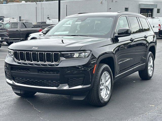 new 2025 Jeep Grand Cherokee L car, priced at $40,425