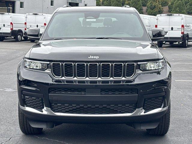 new 2025 Jeep Grand Cherokee L car, priced at $40,425