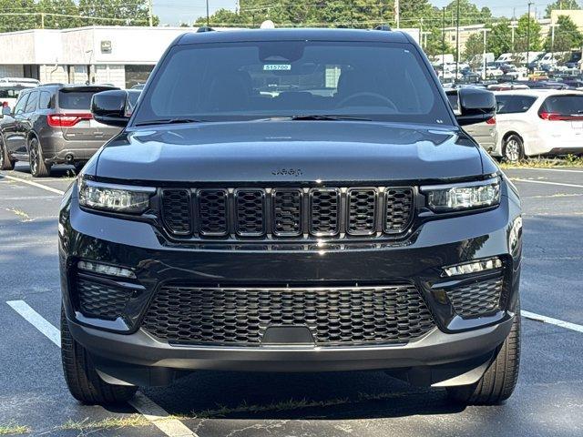 new 2025 Jeep Grand Cherokee car, priced at $43,327