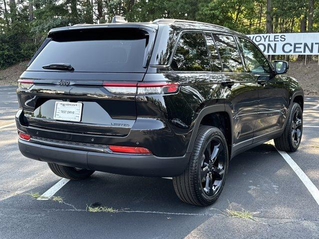 new 2025 Jeep Grand Cherokee car, priced at $43,327
