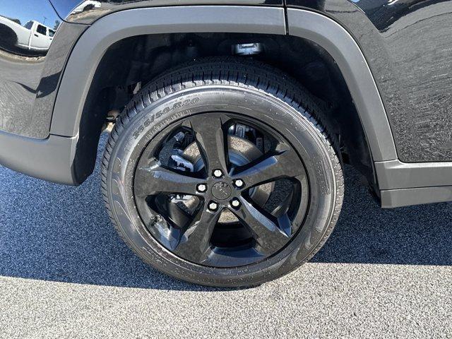 new 2025 Jeep Grand Cherokee car, priced at $46,795