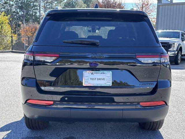 new 2025 Jeep Grand Cherokee car, priced at $46,795