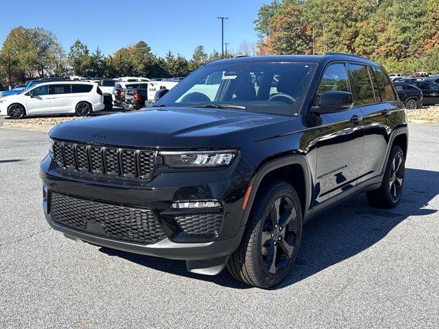 new 2025 Jeep Grand Cherokee car, priced at $46,795
