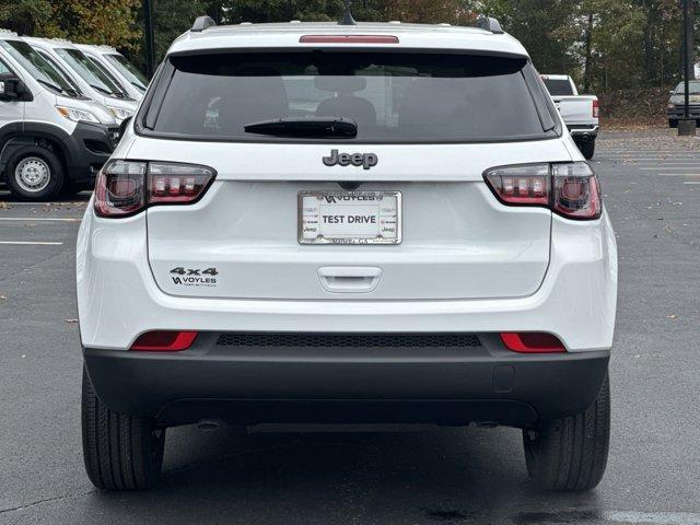 new 2025 Jeep Compass car, priced at $27,760