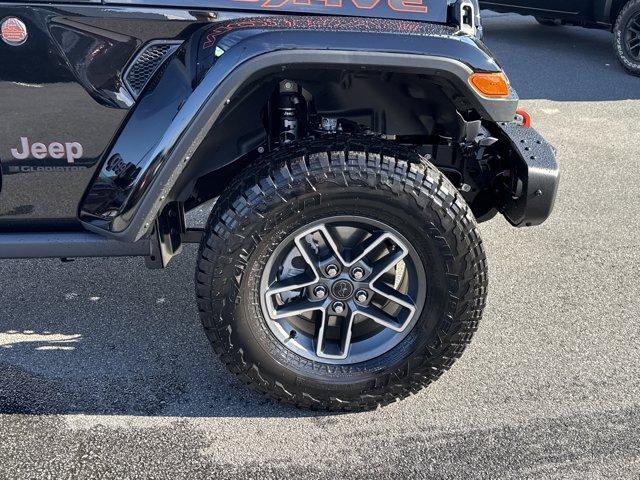 new 2025 Jeep Gladiator car, priced at $54,528