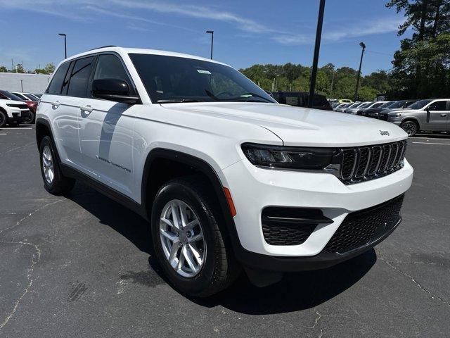 new 2024 Jeep Grand Cherokee car, priced at $38,330