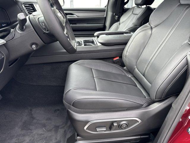 new 2025 Jeep Wagoneer car, priced at $66,418