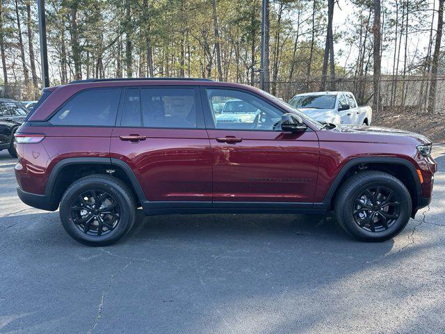 new 2024 Jeep Grand Cherokee car, priced at $37,577