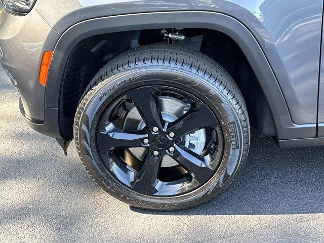 new 2025 Jeep Grand Cherokee L car, priced at $46,636