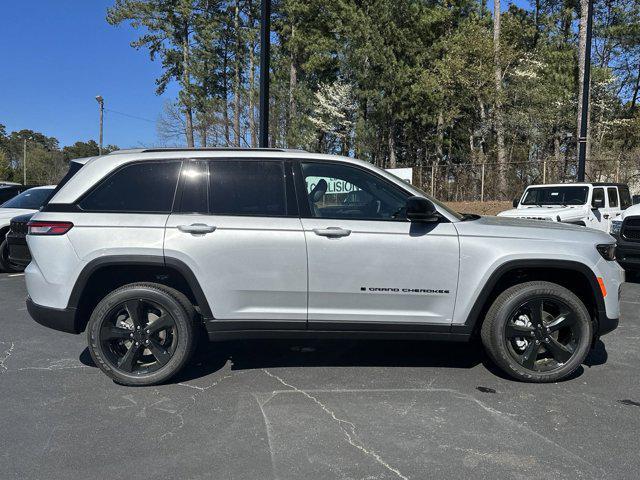 new 2024 Jeep Grand Cherokee car, priced at $39,058