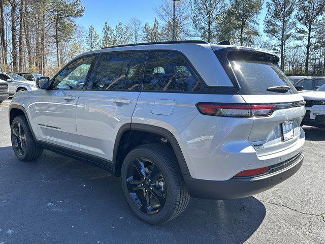 new 2024 Jeep Grand Cherokee car, priced at $39,058