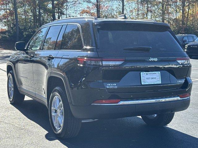 new 2025 Jeep Grand Cherokee car, priced at $37,988