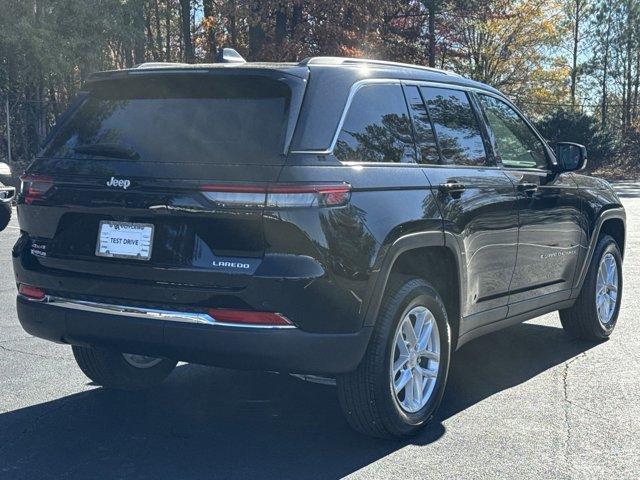 new 2025 Jeep Grand Cherokee car, priced at $37,988