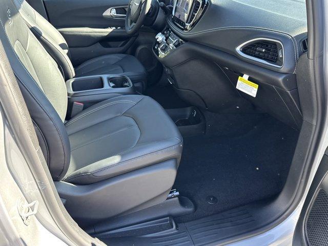 new 2026 Chrysler Pacifica car, priced at $42,906